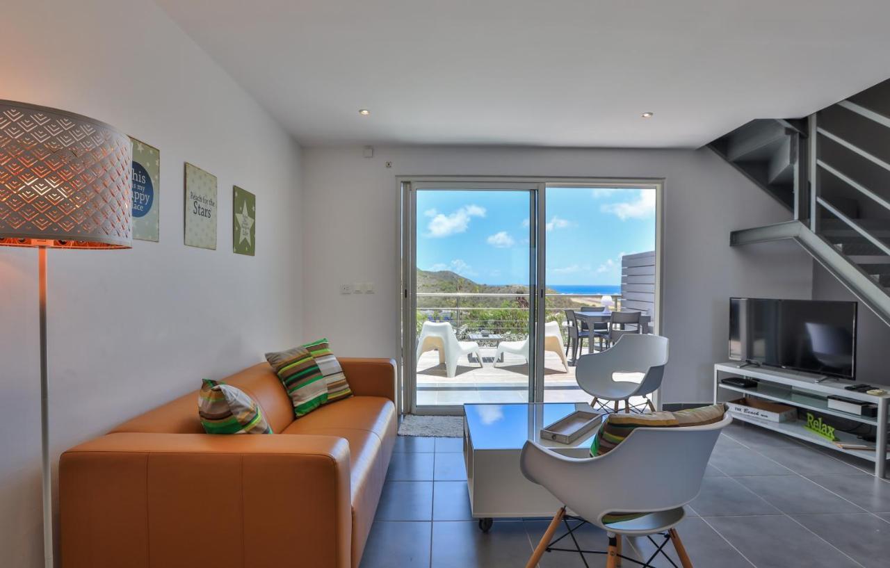 The Rock Apartment Cul de Sac Bagian luar foto
