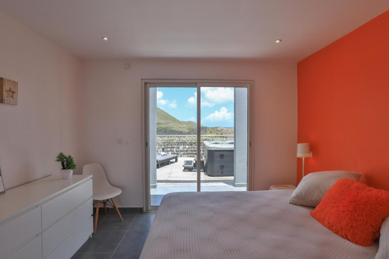 The Rock Apartment Cul de Sac Bagian luar foto