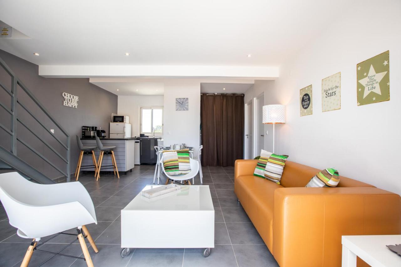 The Rock Apartment Cul de Sac Bagian luar foto