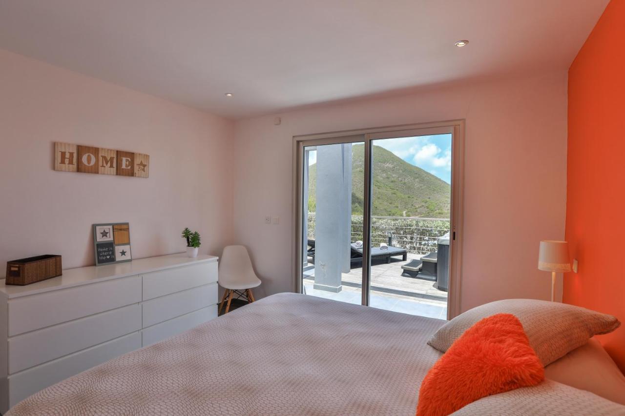 The Rock Apartment Cul de Sac Bagian luar foto